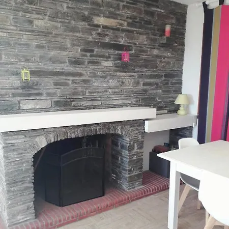 別荘 Maison Avec Terrasses, Jardin, Vue Mer Et Montagne Porri
