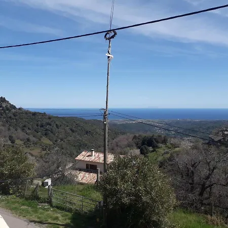 Holiday home Maison Avec Terrasses, Jardin, Vue Mer Et Montagne Porri
